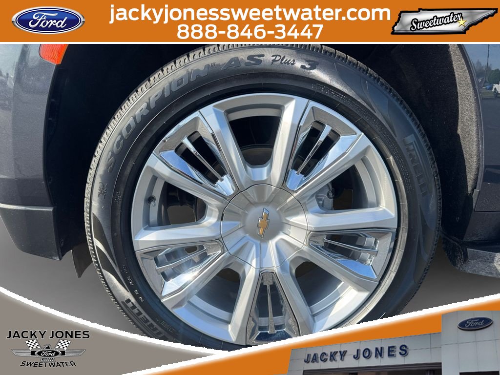 Used 2022 Chevrolet Suburban High Country w/ Max Trailering Package AWD/4WD image 10