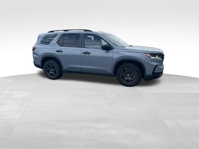 Used 2023 Honda Pilot TrailSport image 35