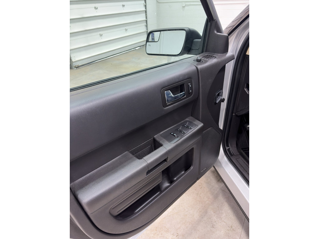 Certified 2018 Ford Flex SE FWD image 13