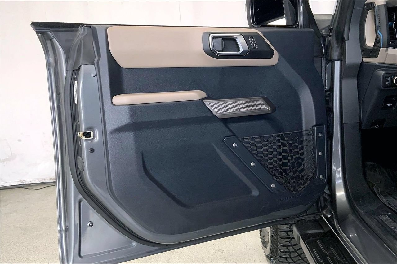 Certified 2022 Ford Bronco Wildtrak AWD/4WD image 25