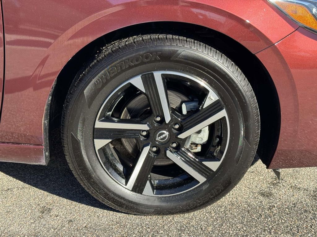 Used 2025 Nissan Sentra SV image 26