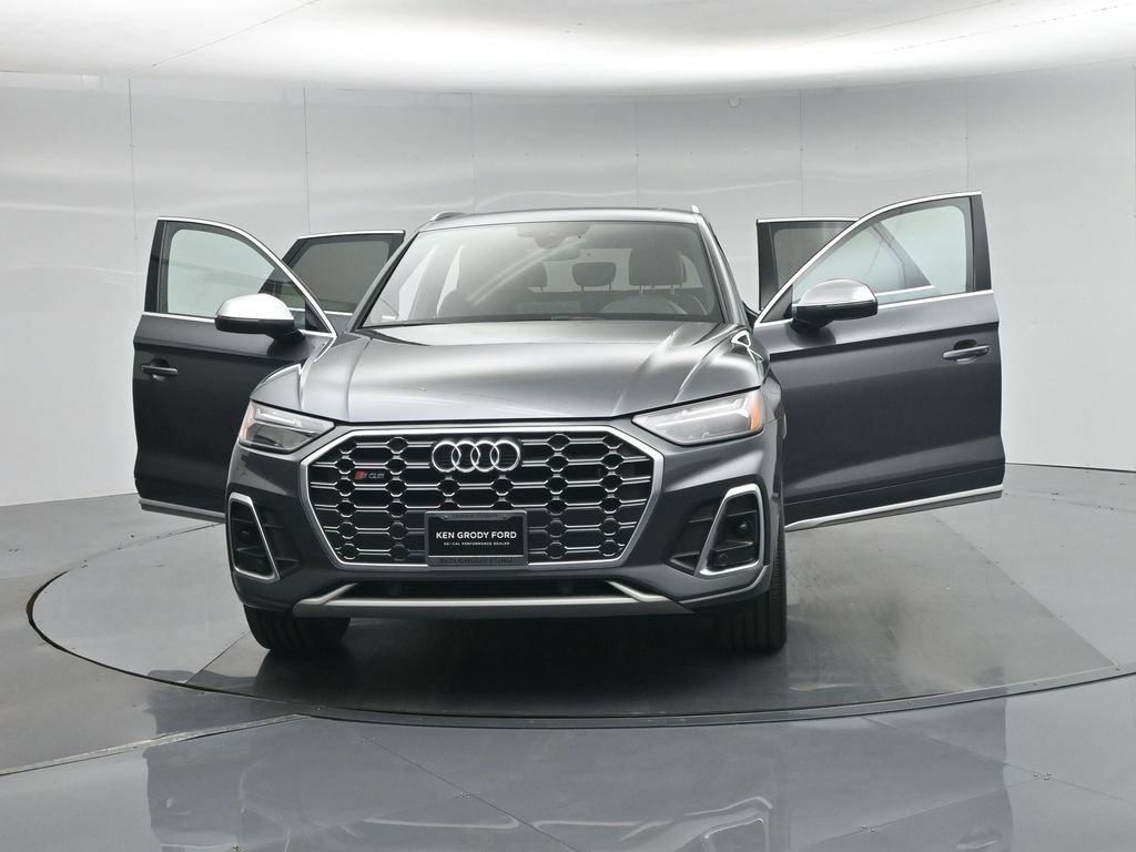 Used 2021 Audi SQ5 Premium w/ Convenience Package AWD/4WD image 30