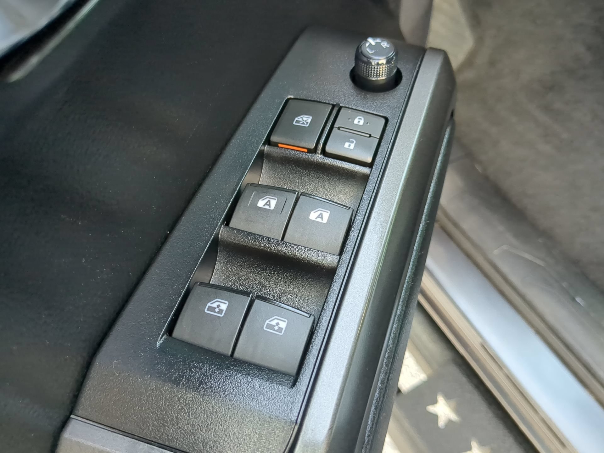 Used 2021 Toyota Tacoma TRD Off-Road AWD/4WD image 54