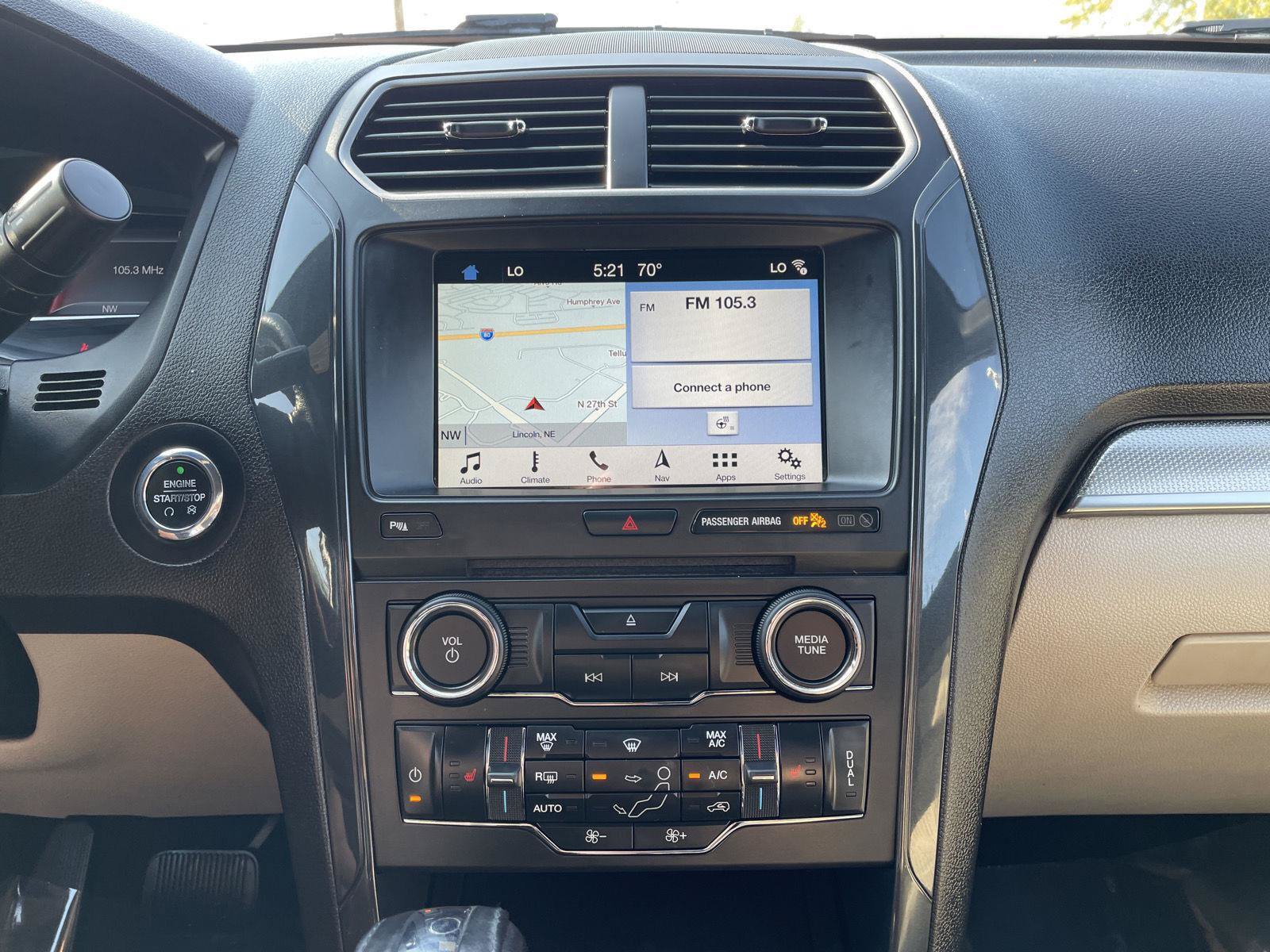 Certified 2018 Ford Explorer XLT w/ Equipment Group 202A AWD/4WD image 23