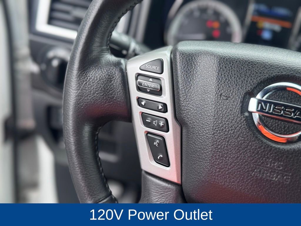 Used 2019 Nissan Titan SV w/ SV Convenience Package image 14