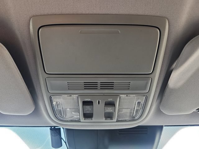Used 2018 Honda CR-V EX image 19