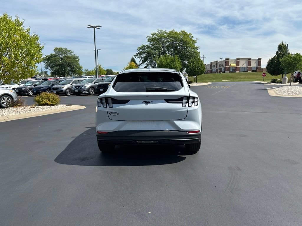 Certified 2022 Ford Mustang Mach-E Select w/ Comfort/Technology Package AWD/4WD image 7