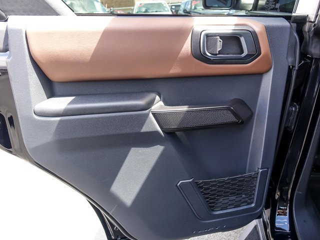 Certified 2024 Ford Bronco Outer Banks w/ Sasquatch Package AWD/4WD image 26