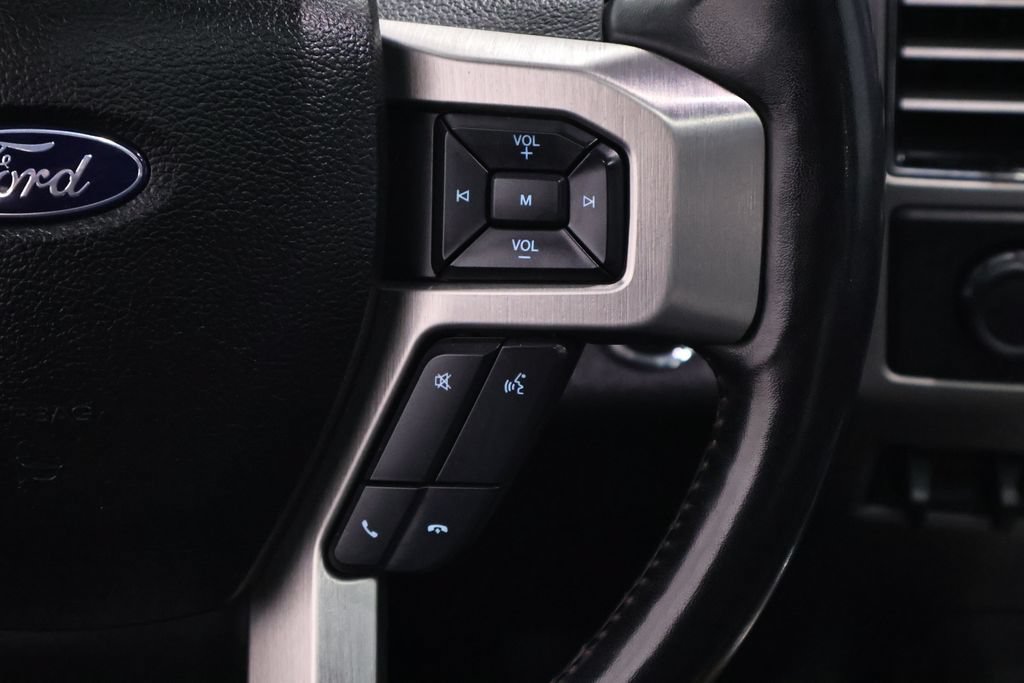 Certified 2019 Ford F450 Platinum w/ Platinum Ultimate Package AWD/4WD image 23