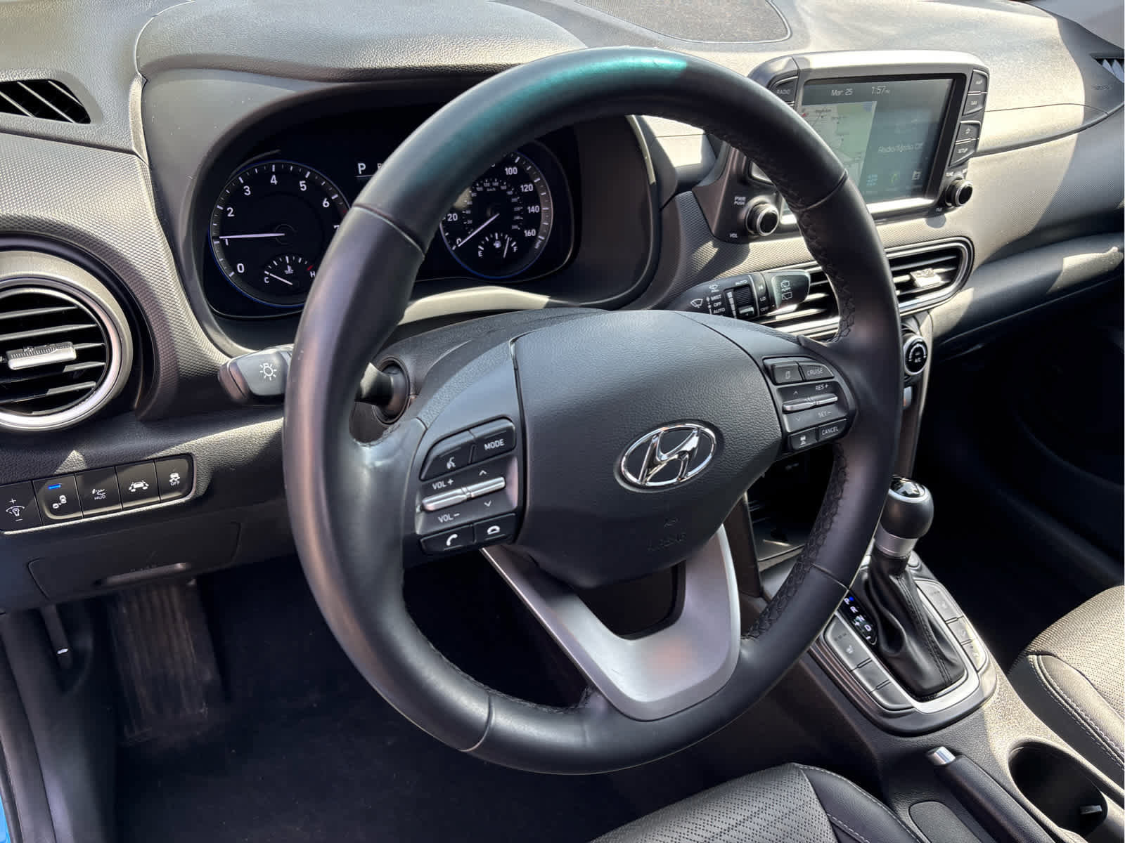 Used 2021 Hyundai Kona Ultimate w/ Cargo Package AWD/4WD image 13