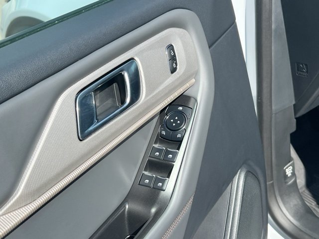 Certified 2026 Ford Explorer Active AWD/4WD image 12