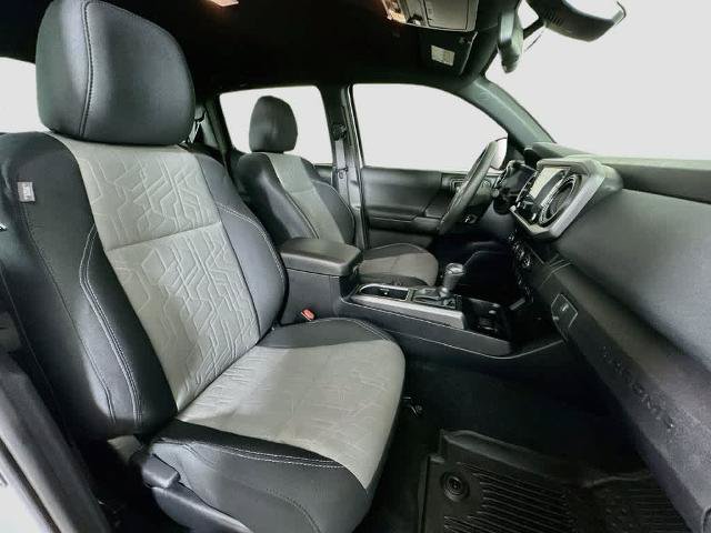 Used 2020 Toyota Tacoma TRD Sport RWD image 14