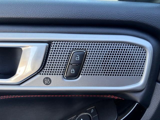 Certified 2022 Ford Explorer ST-Line w/ Class IV Trailer Tow Package image 25