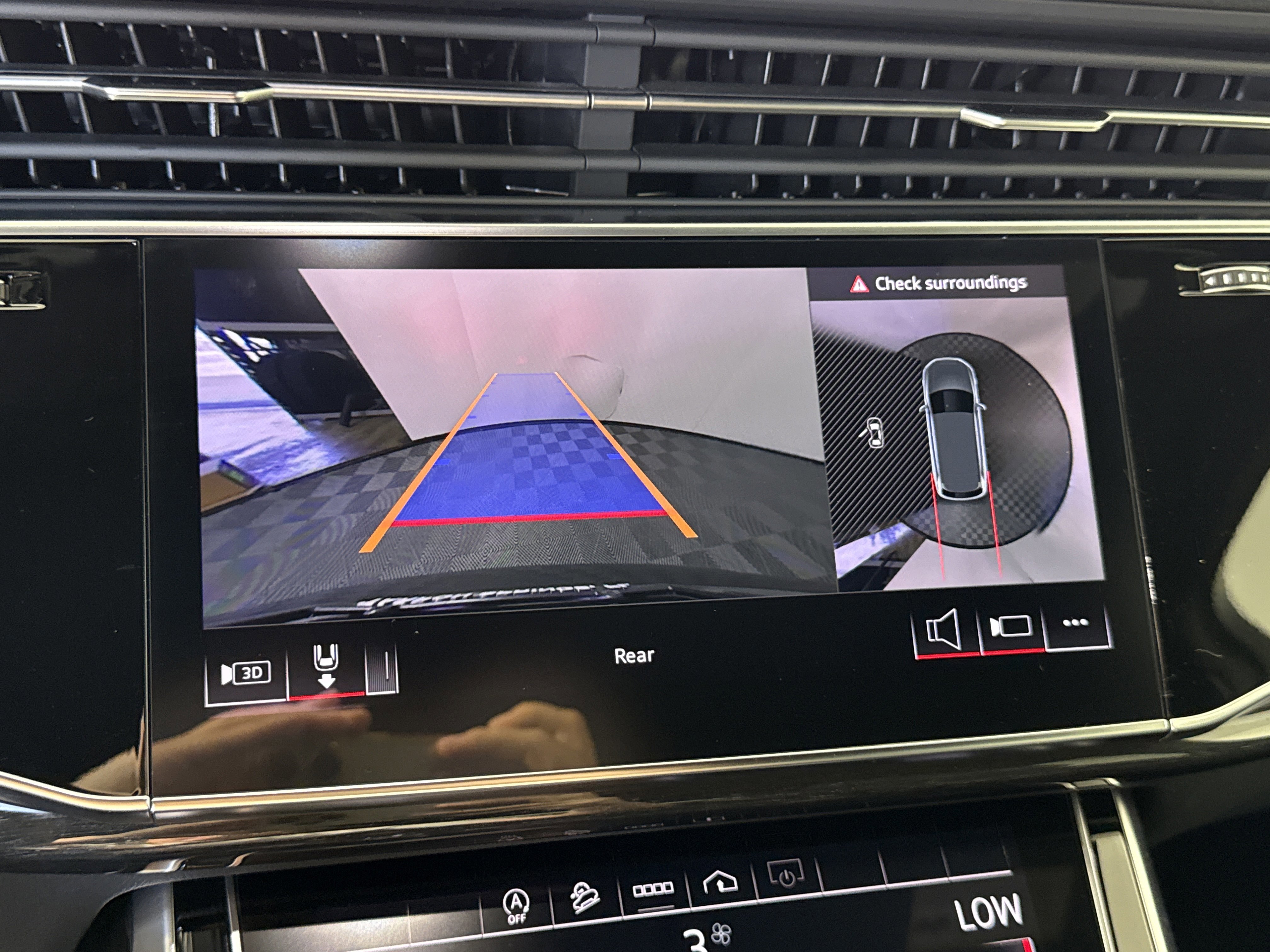 Used 2025 Audi Q7 2.0T Premium w/ Convenience Package image 14