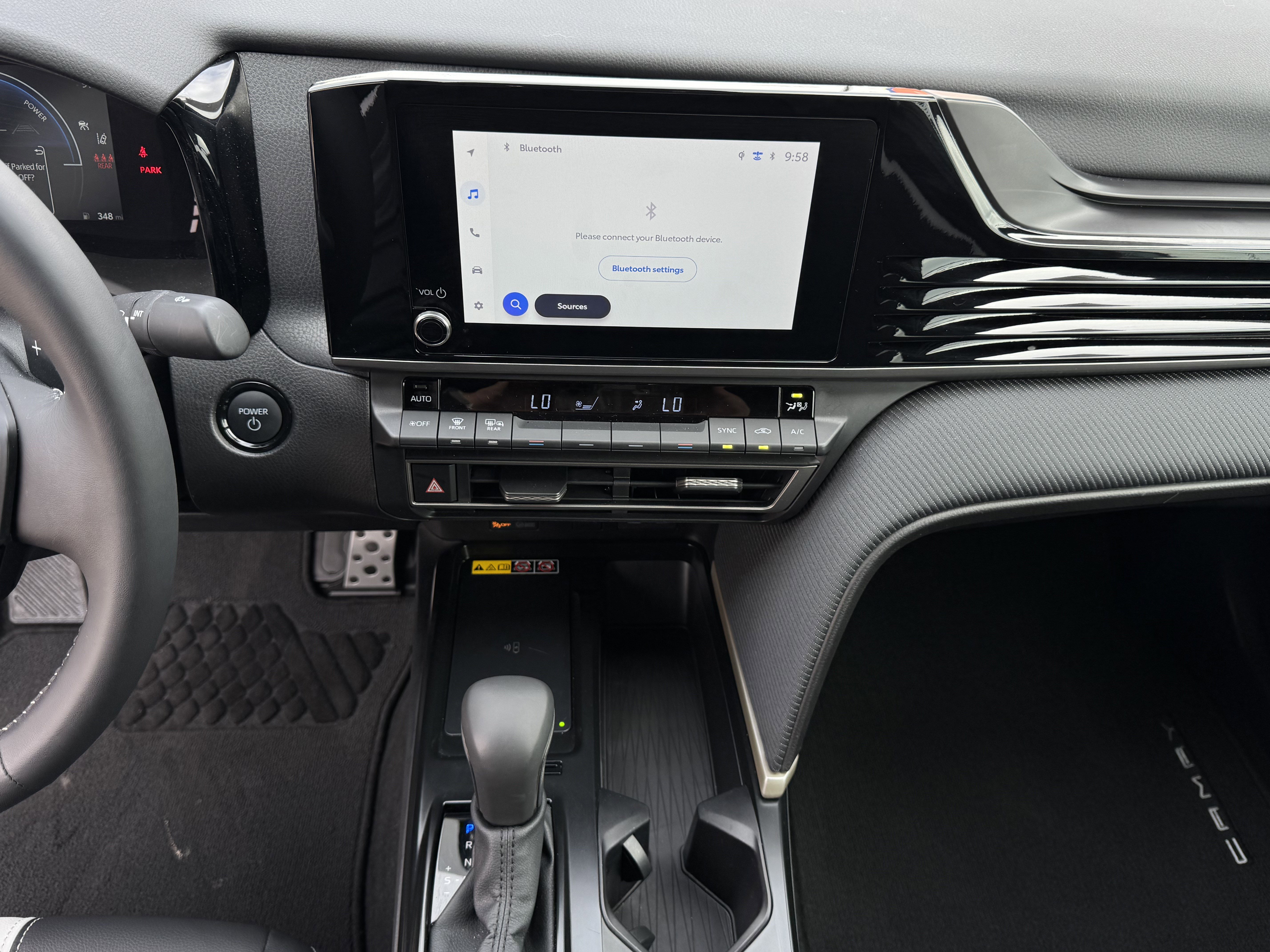 Used 2025 Toyota Camry LE image 18