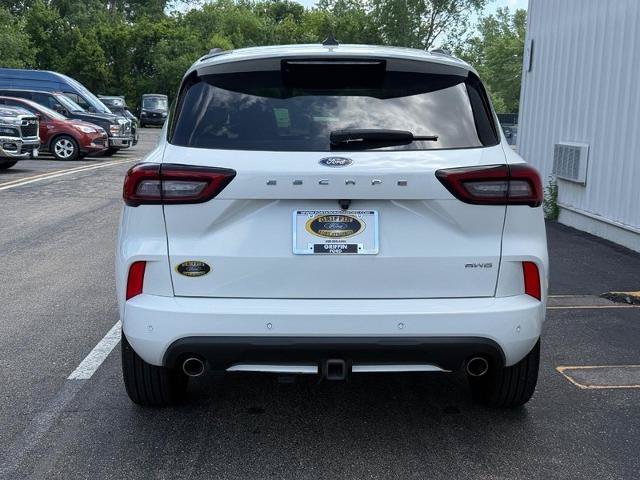 Certified 2023 Ford Escape ST-Line Select w/ Tech Pack #2 AWD/4WD image 3