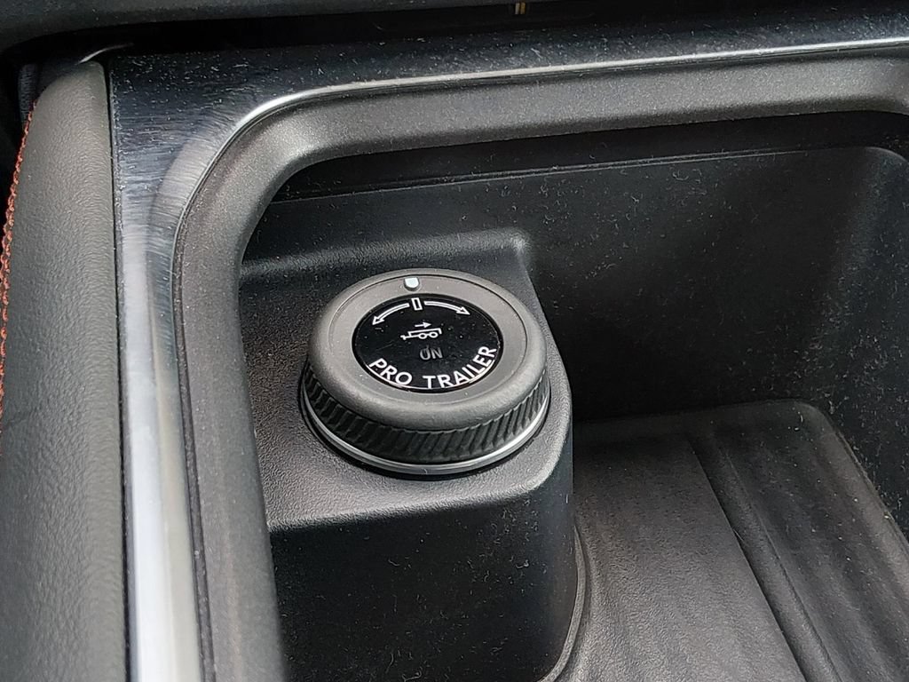 Certified 2025 Ford Expedition Active AWD/4WD image 18