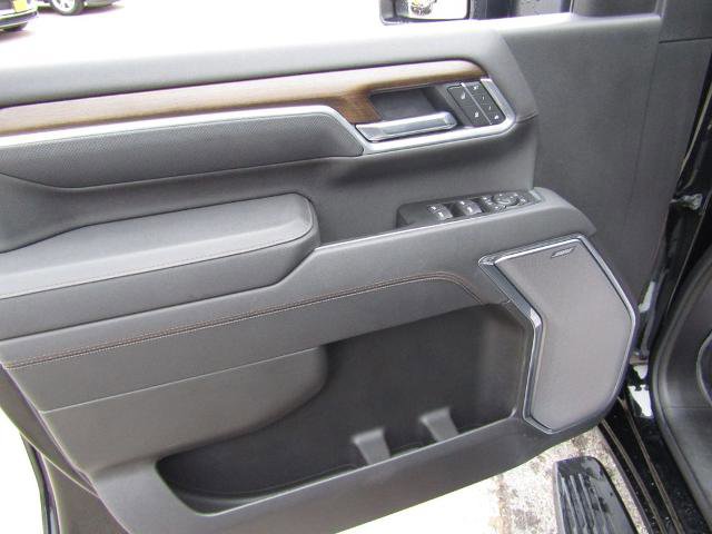 Used 2026 Chevrolet Silverado 3500 High Country AWD/4WD image 26