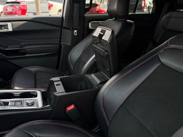 Certified 2024 Ford Explorer ST-Line w/ Class IV Trailer Tow Package image 33