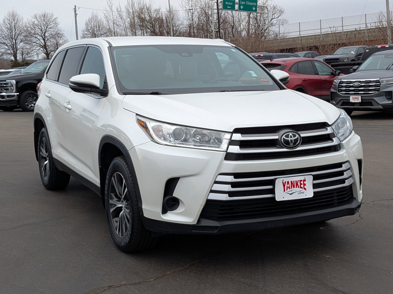 Used 2019 Toyota Highlander LE
