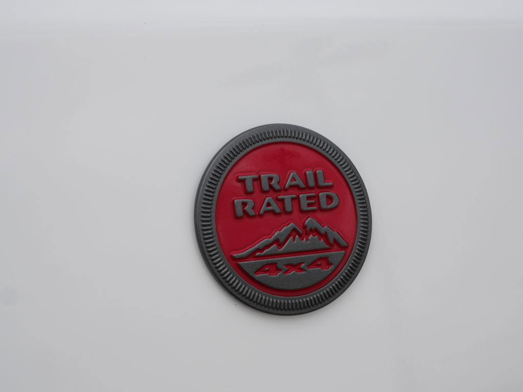 Used 2024 Jeep Compass Trailhawk image 13