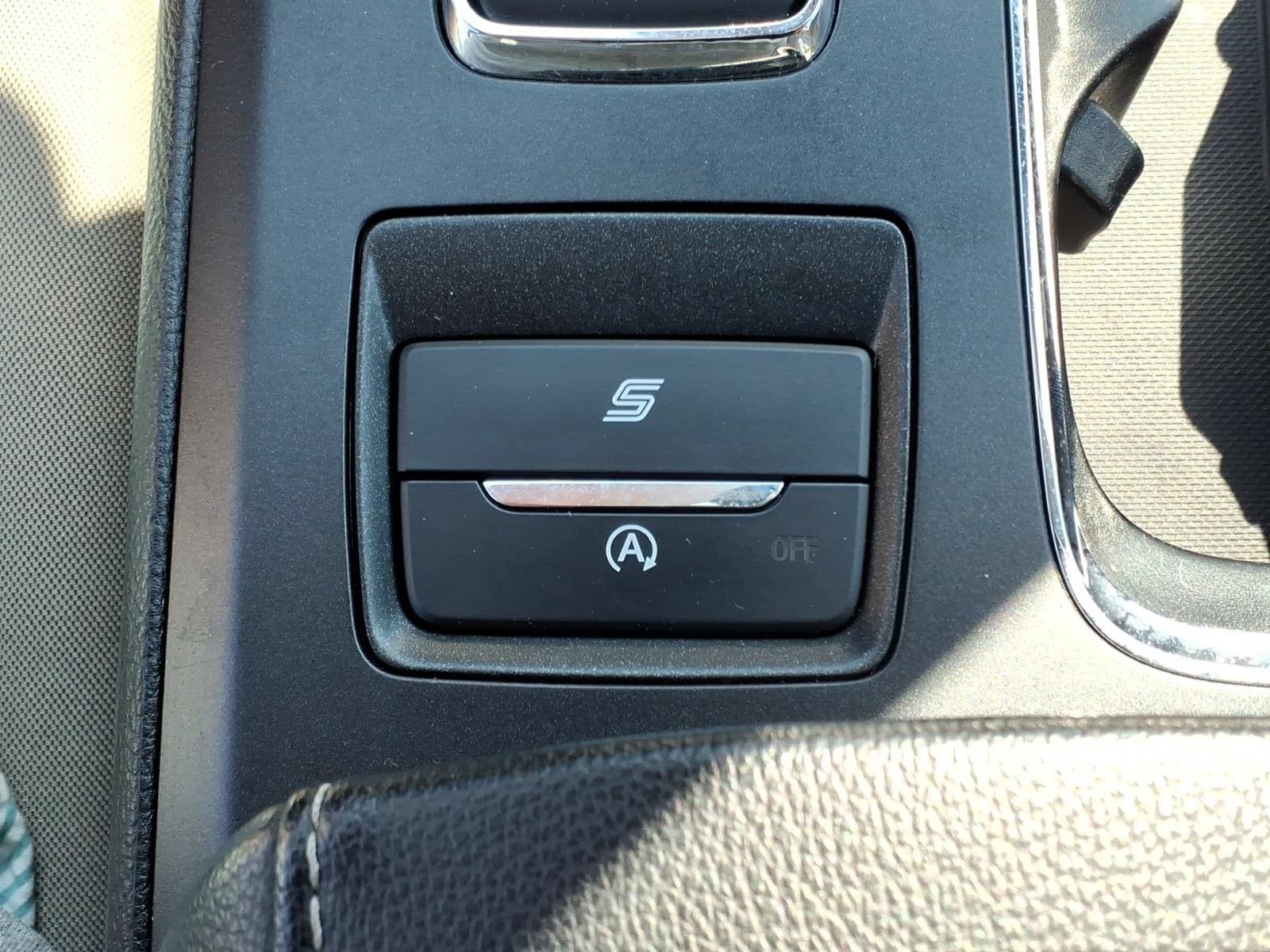 Certified 2020 Ford Fusion SE FWD image 23