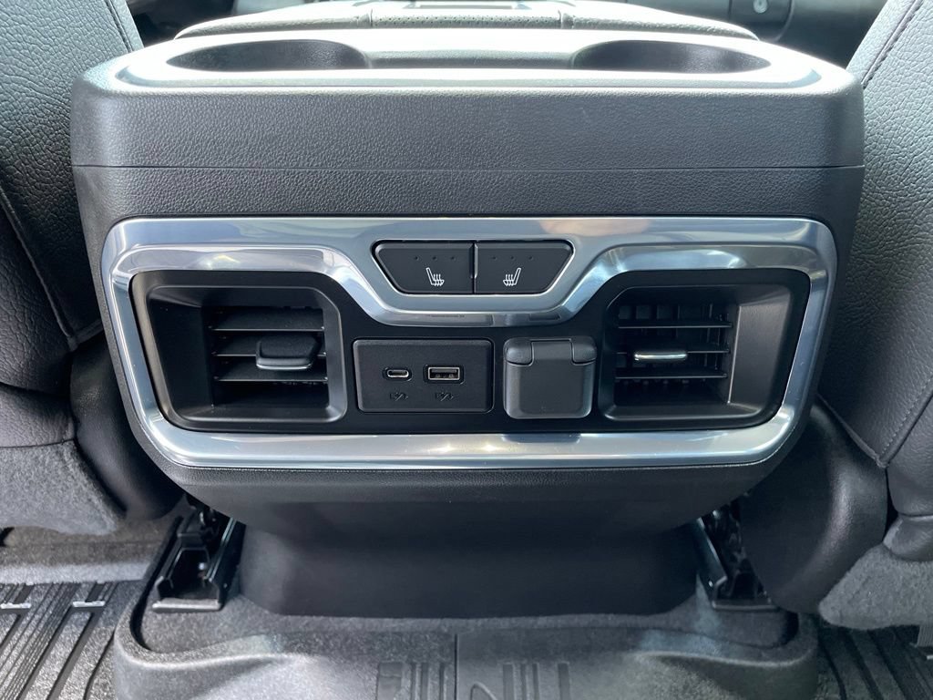 Used 2020 GMC Sierra 1500 Denali w/ Denali Ultimate Package AWD/4WD image 14