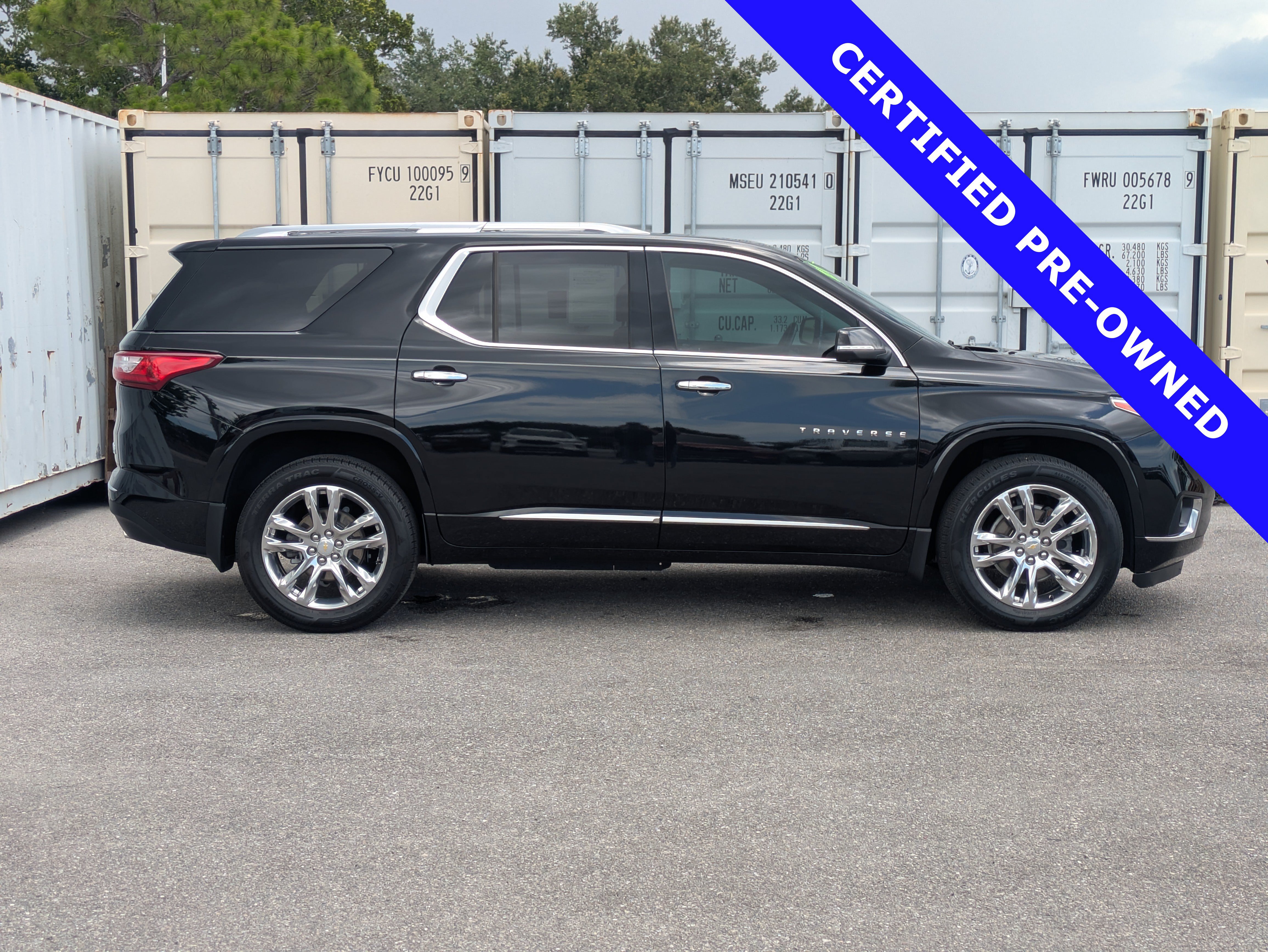 Used 2021 Chevrolet Traverse High Country FWD video 3