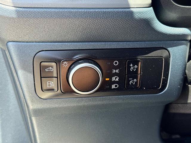 Certified 2025 Ford Maverick XL FWD image 17