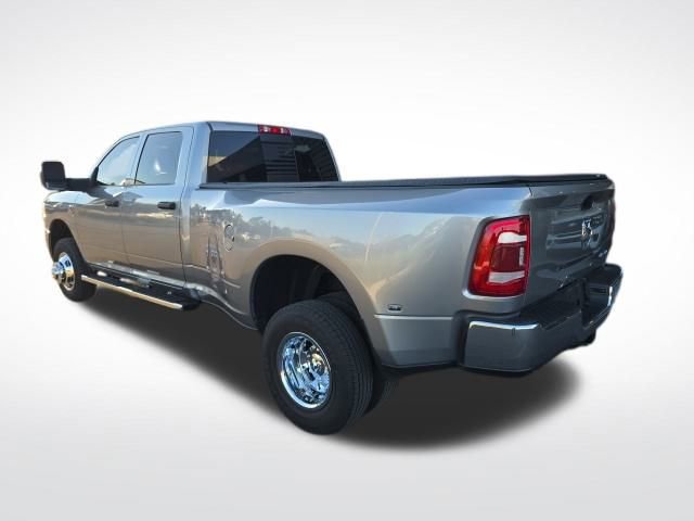 Used 2024 RAM 3500 Tradesman w/ Chrome Appearance Group image 2