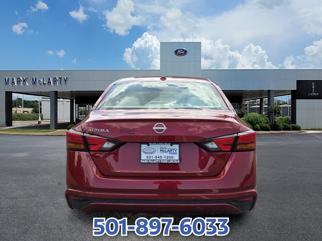 Used 2025 Nissan Altima 2.5 SV FWD image 4
