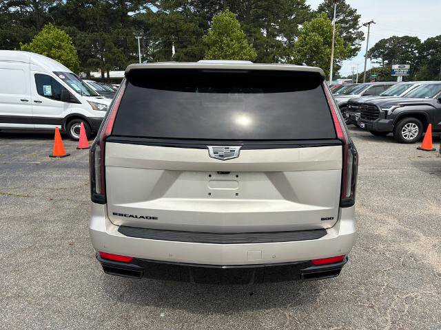 Used 2022 Cadillac Escalade ESV Sport Platinum w/ LPO, ONYX Package AWD/4WD image 6