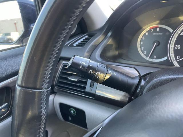 Used 2017 Honda Accord EX-L image 16