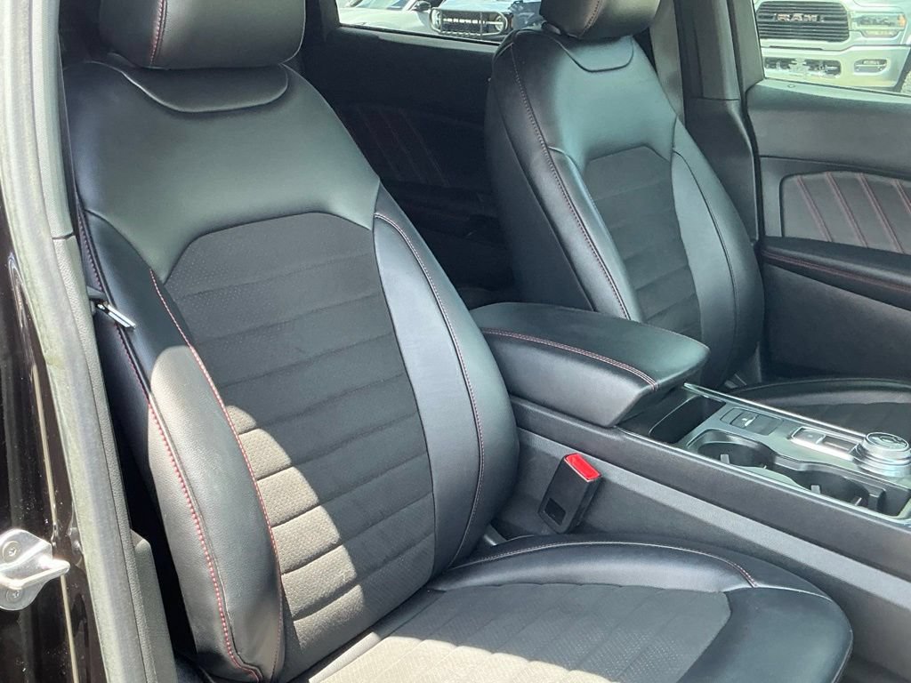 Certified 2024 Ford Edge ST-Line AWD/4WD image 14