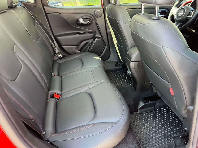 Used 2023 Jeep Renegade Trailhawk w/ Sun/Sound Group AWD/4WD image 21