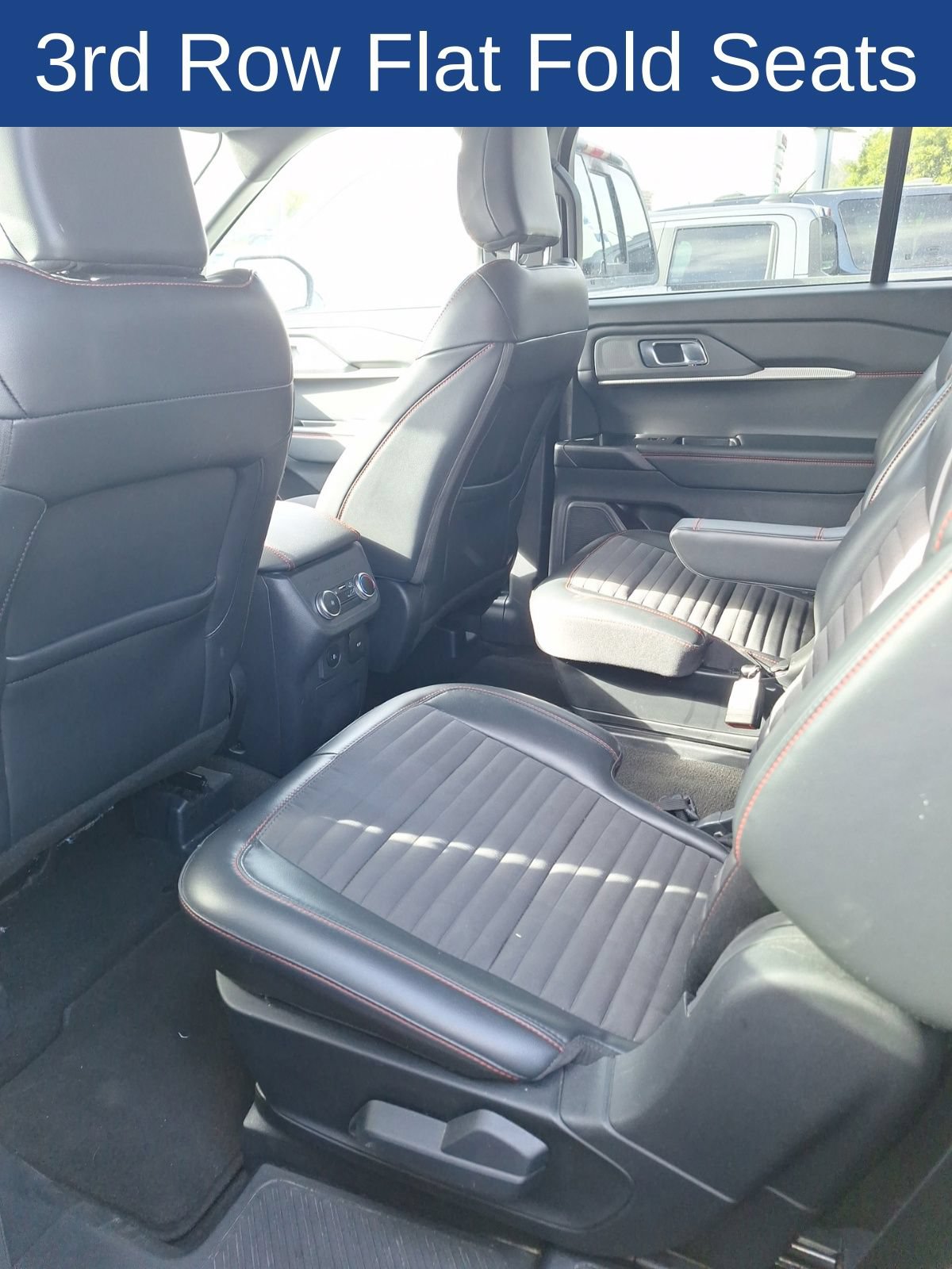 Certified 2025 Ford Explorer ST-Line AWD/4WD image 20