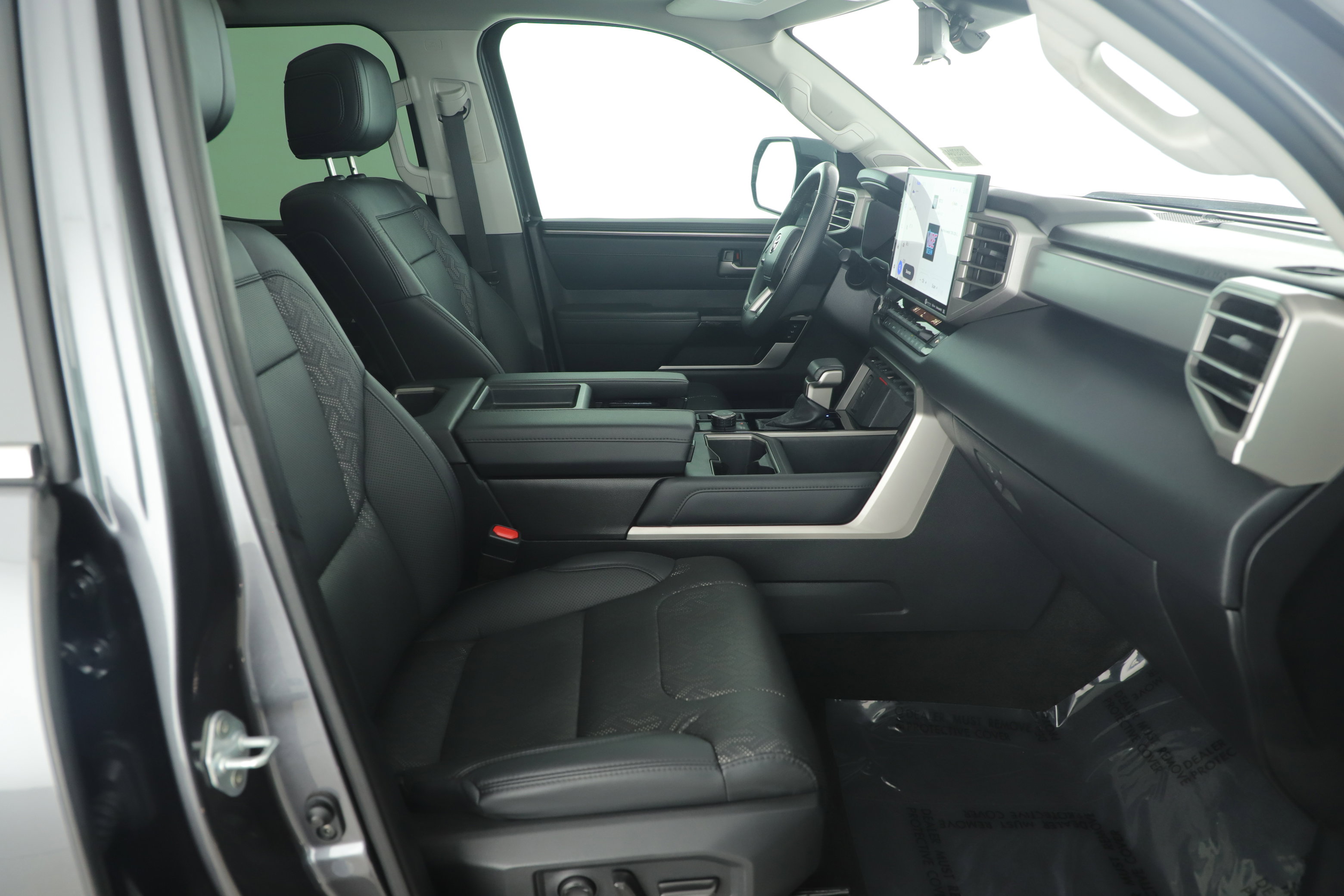 Used 2023 Toyota Tundra Limited image 17