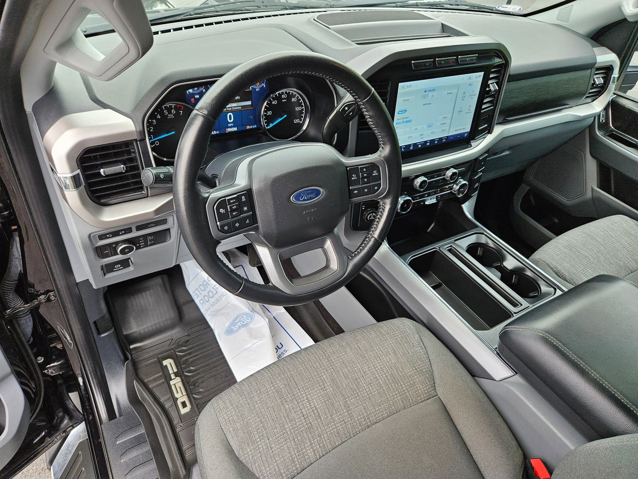 Certified 2022 Ford F150 XLT w/ Equipment Group 302A High image 8