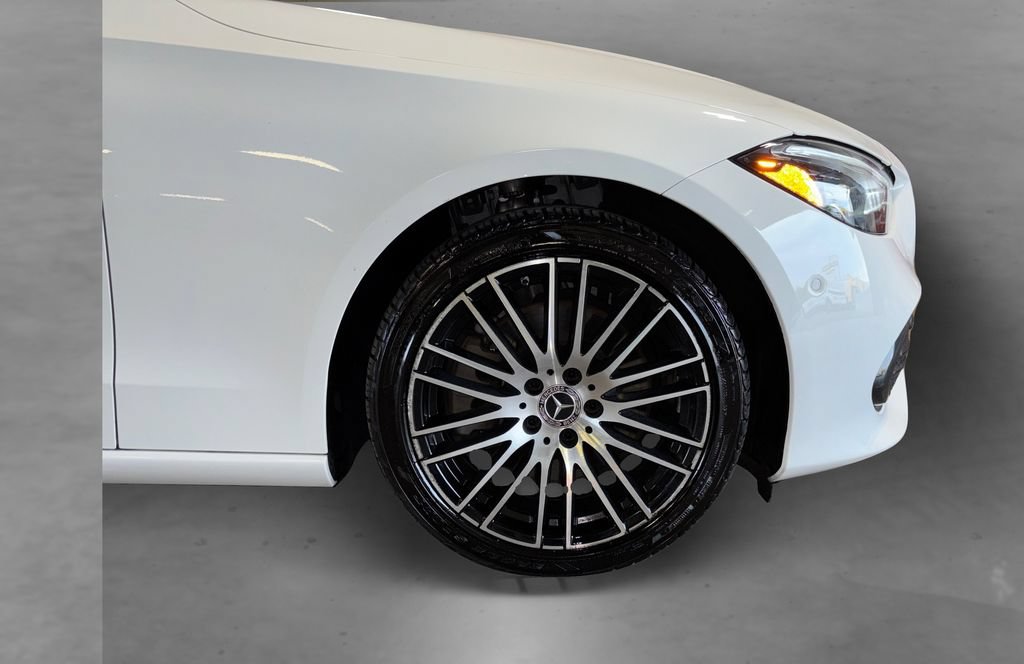 Used 2023 Mercedes-Benz C 300 Sedan image 22