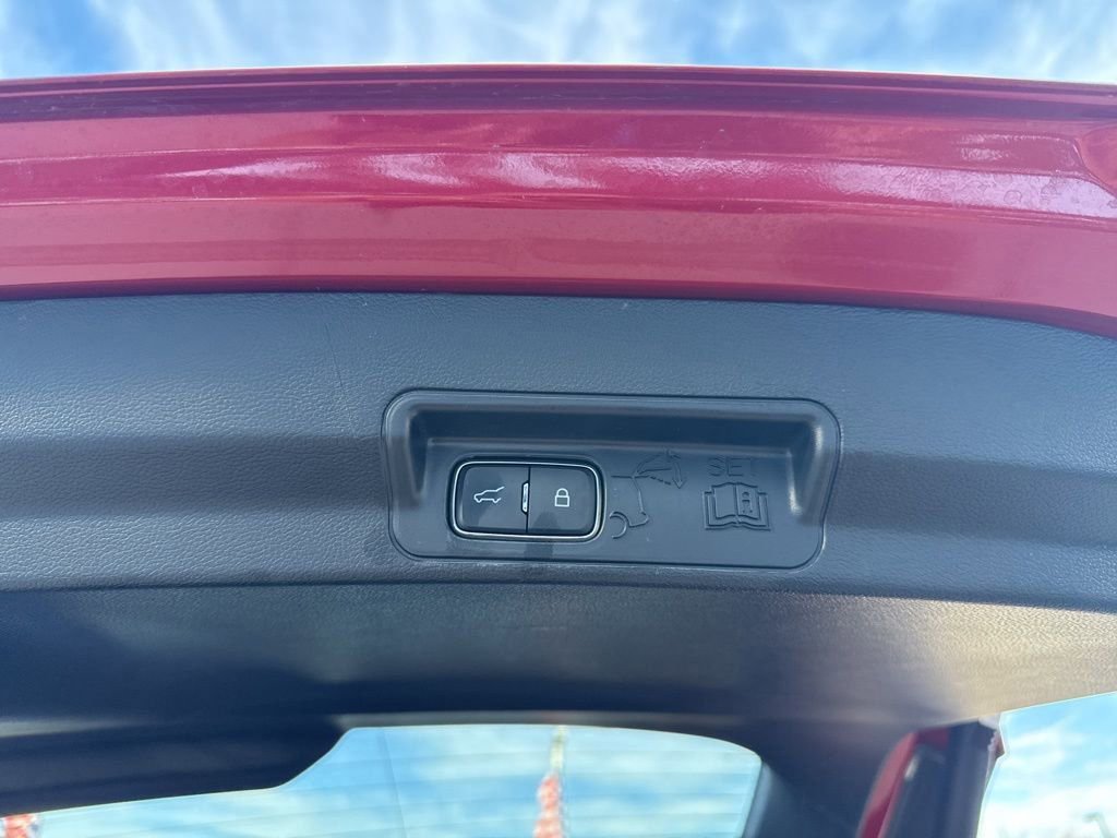 Certified 2022 Ford Explorer XLT image 53