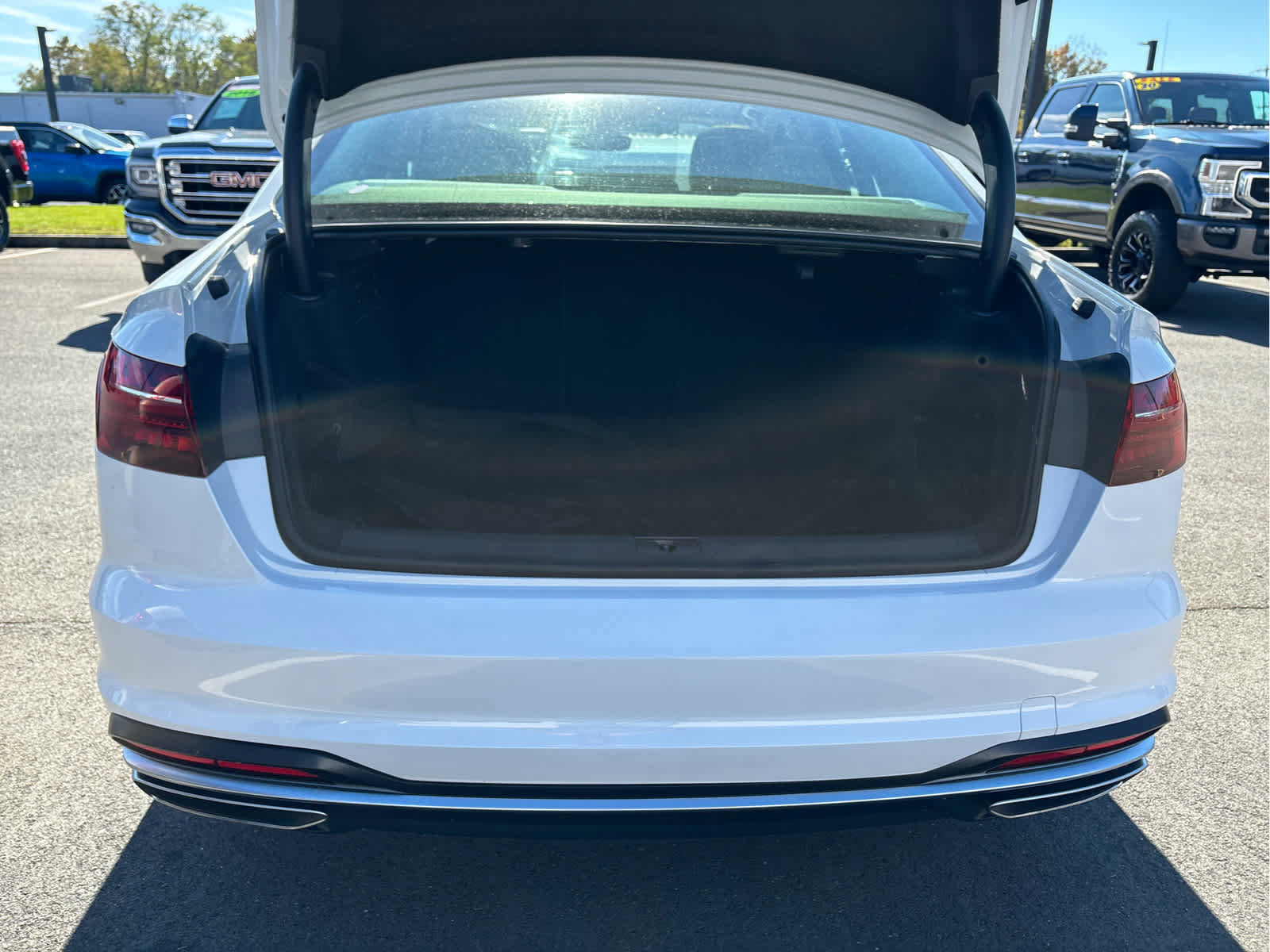 Used 2021 Audi A4 2.0T Premium image 36