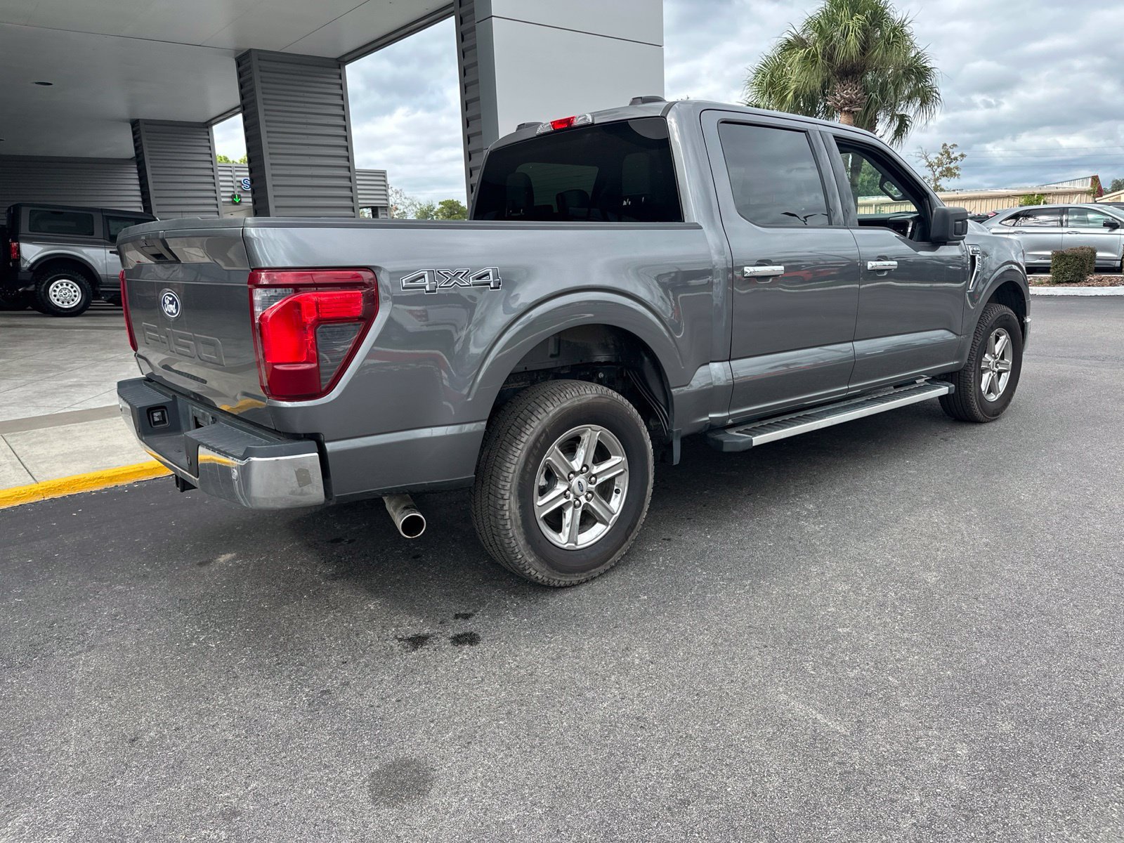 Certified 2025 Ford F150 XLT w/ Equipment Group 301A Standard AWD/4WD image 5