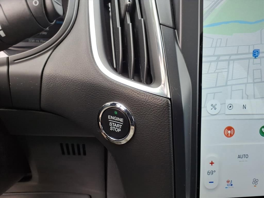 Certified 2023 Ford Edge ST w/ Equipment Group 401A image 25