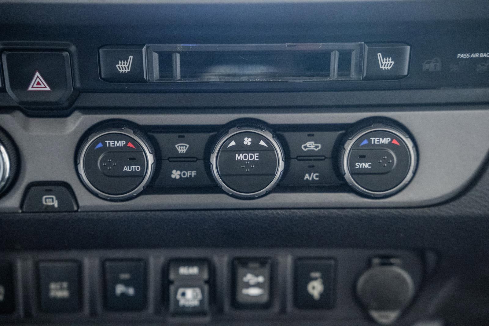 Used 2019 Toyota Tacoma TRD Sport image 25