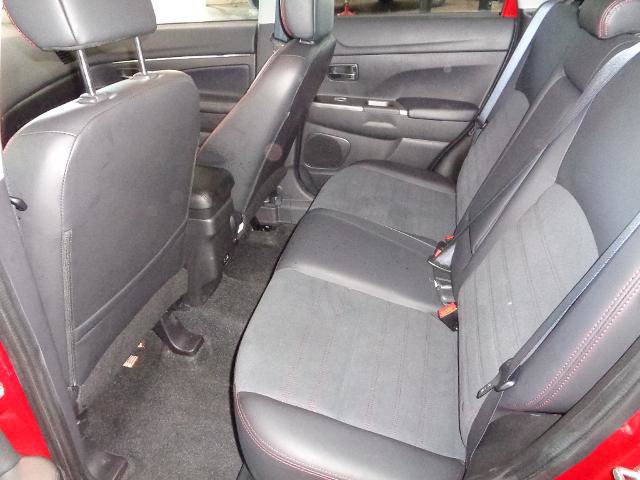 Used 2025 Mitsubishi Outlander Sport SE AWD/4WD image 7