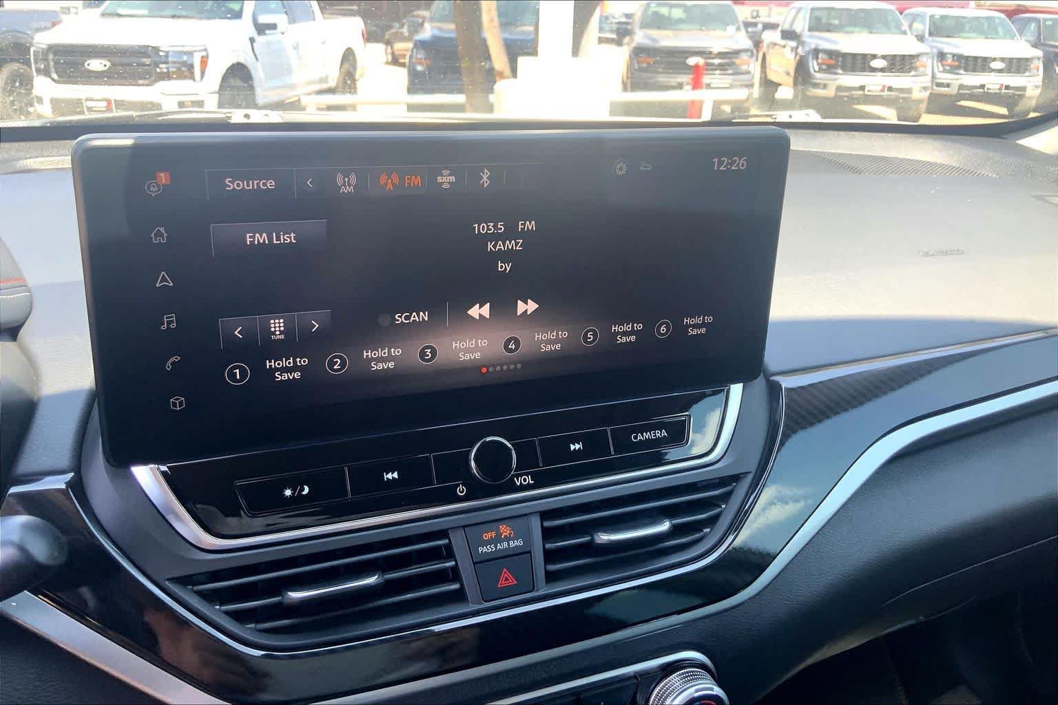 Used 2024 Nissan Altima 2.5 SR w/ SR Premium Package FWD image 34
