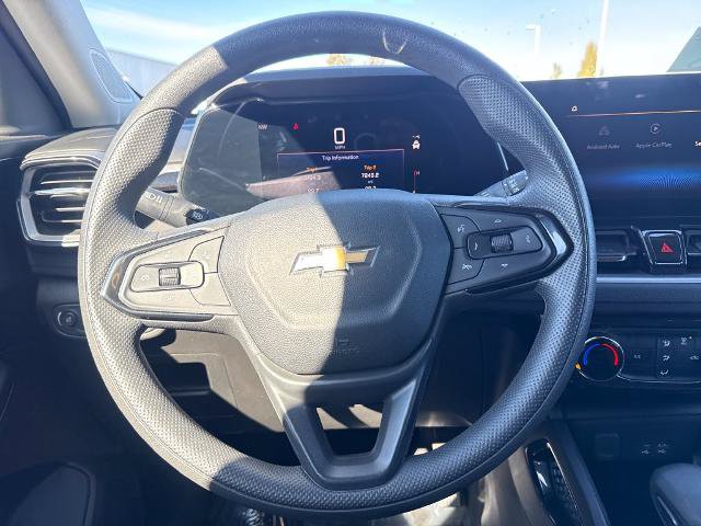 Used 2025 Chevrolet TrailBlazer LT AWD/4WD image 19