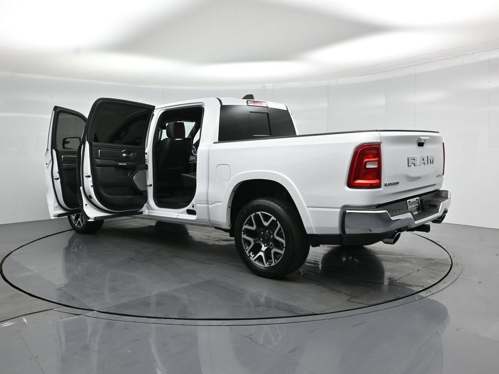 Used 2025 RAM 1500 Laramie AWD/4WD image 36