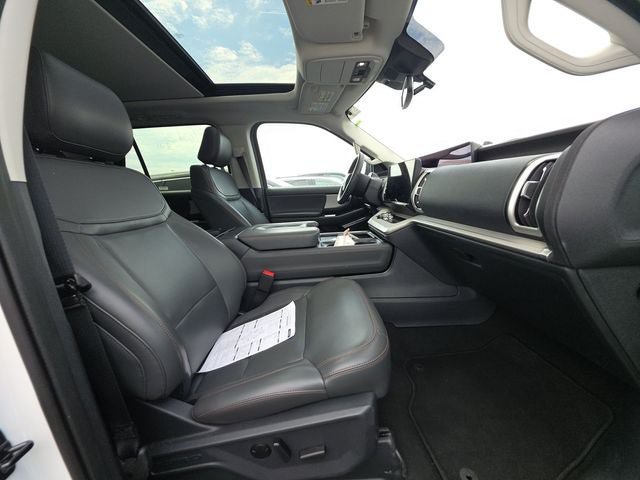 Certified 2025 Ford Expedition Max Active AWD/4WD image 10