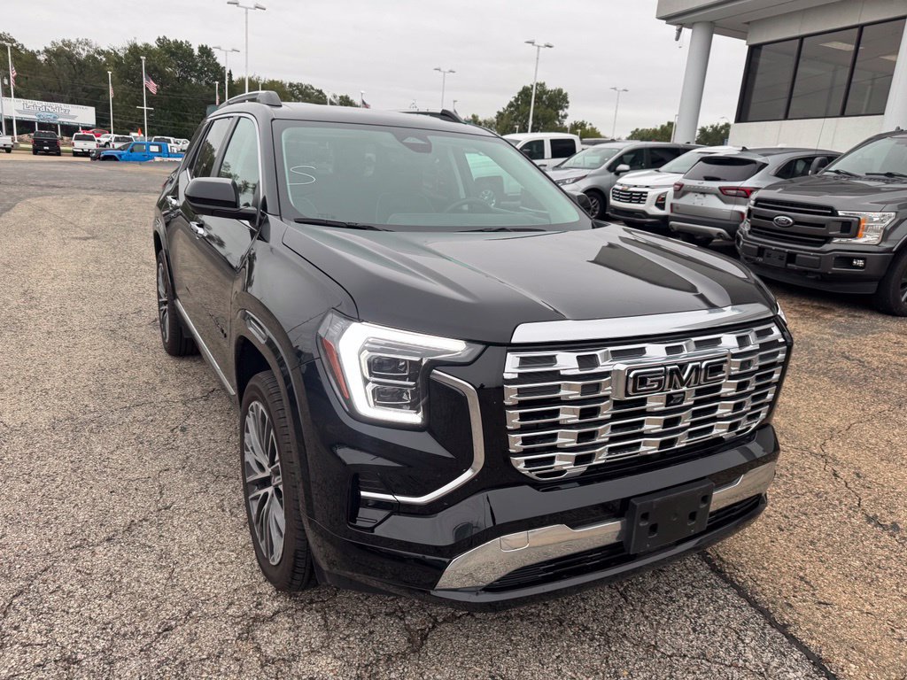 Used 2026 GMC Terrain Denali w/ LPO, Black Badging Package